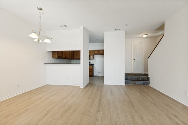 6006 Auburndale Avenue D, University Park, TX 75205