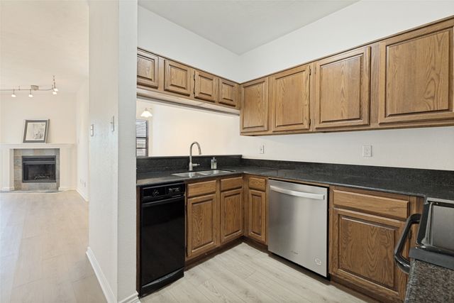 6006 Auburndale Avenue D, University Park, TX 75205