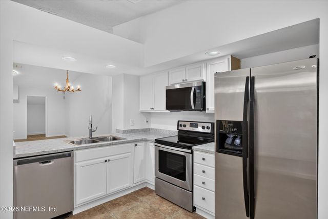 8048 VIRGO Street, Jacksonville, FL 32216