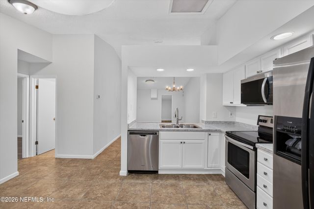 8048 VIRGO Street, Jacksonville, FL 32216