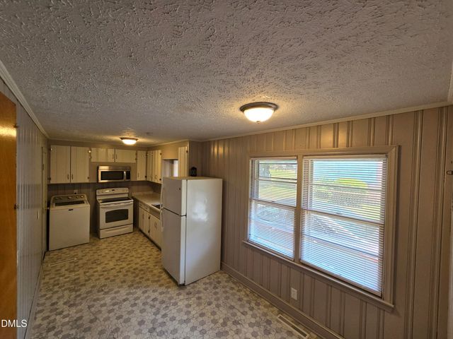 218 Langdon Street, Fayetteville, NC 28301