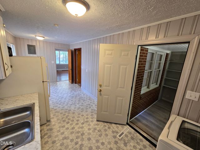 218 Langdon Street, Fayetteville, NC 28301