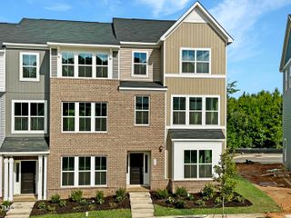 311 Chesapeake Commons Street 101, Garner, NC 27529