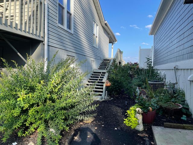 12580 W Bank Drive NE, Millersport, OH 43046