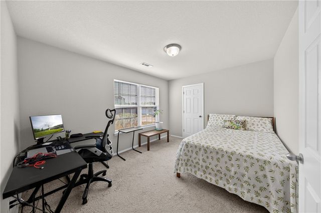 6804 Whitmarsh Road, Bentonville, AR 72713