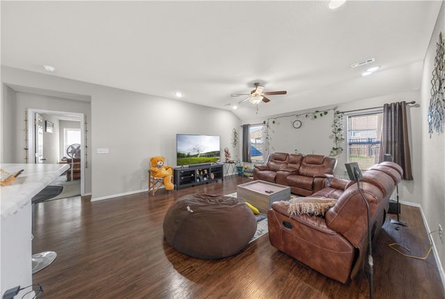 6804 Whitmarsh Road, Bentonville, AR 72713