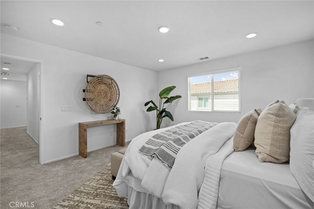 Image 21 of property listing at 24085 Midvale Court, Corona, CA 92883