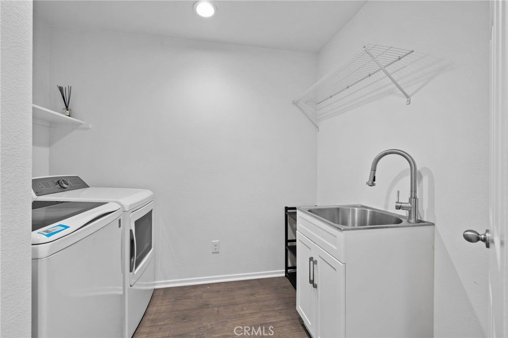 Image 32 of property listing at 24085 Midvale Court, Corona, CA 92883