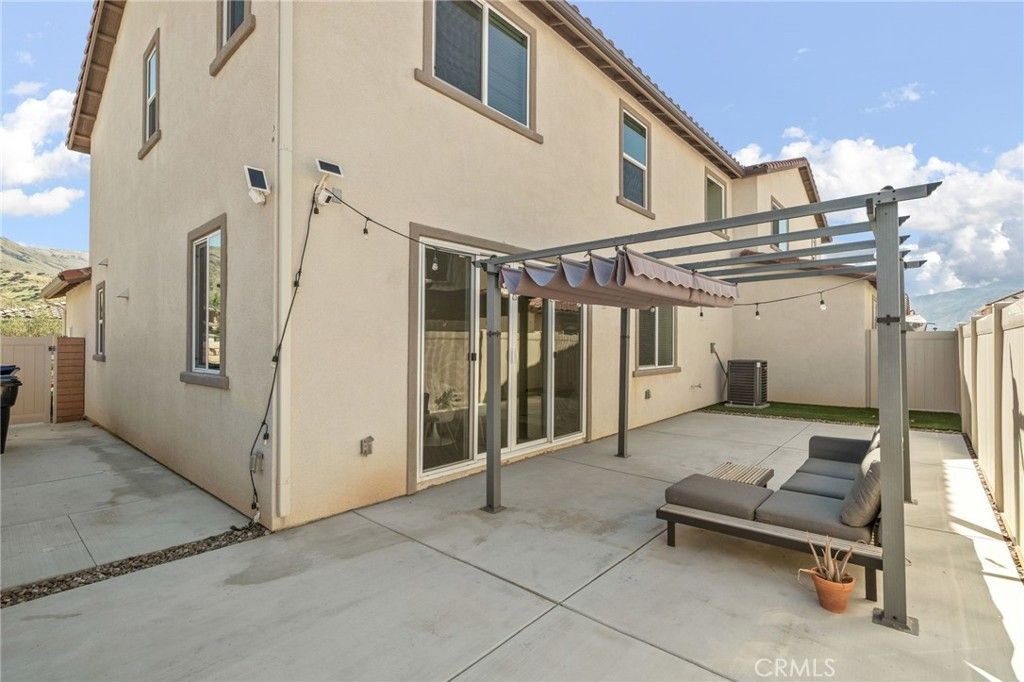 Image 33 of property listing at 24085 Midvale Court, Corona, CA 92883