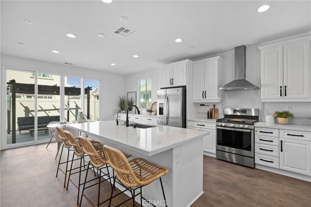 Image 6 of property listing at 24085 Midvale Court, Corona, CA 92883