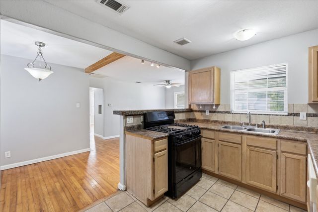 3207 Casino Drive, Dallas, TX 75224