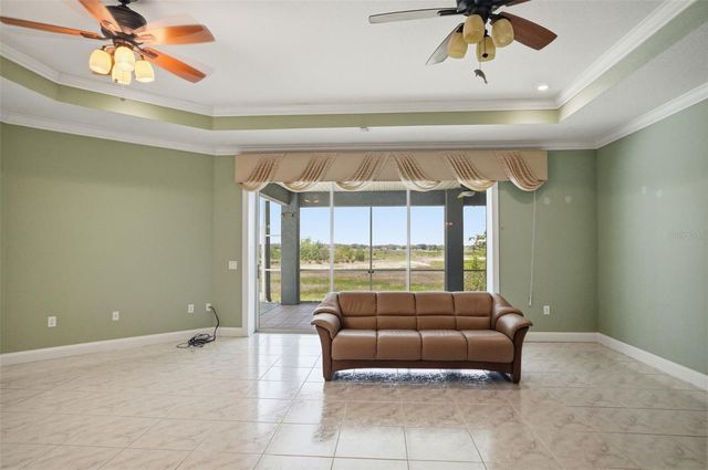 9011 FOXDALE LANE, Spring Hill, FL 34608