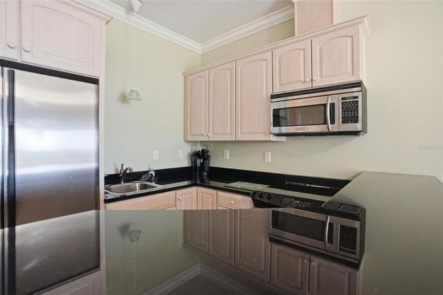9011 FOXDALE LANE, Spring Hill, FL 34608