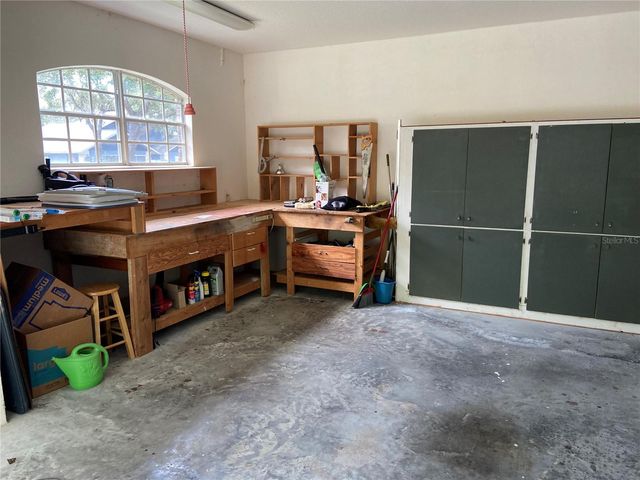 9011 FOXDALE LANE, Spring Hill, FL 34608