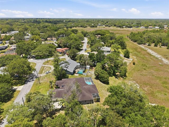 9011 FOXDALE LANE, Spring Hill, FL 34608