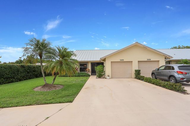 7655 SE Sugar Sand Circle, Hobe Sound, FL 33455