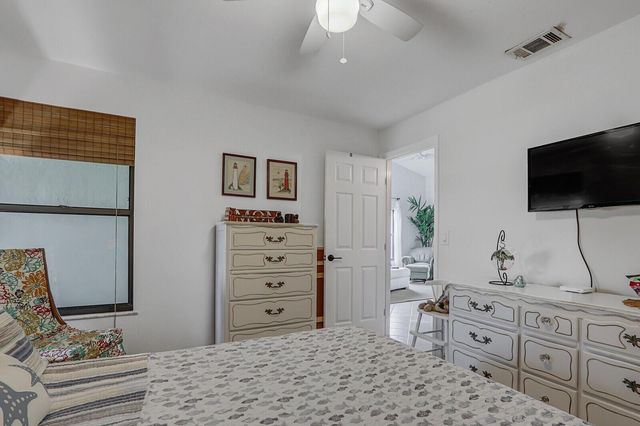 7655 SE Sugar Sand Circle, Hobe Sound, FL 33455