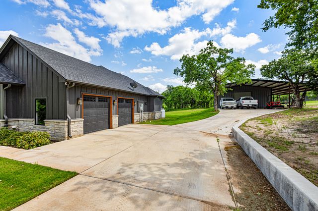 1411 County Road 3424, Bridgeport, TX 76426