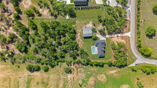 1411 County Road 3424, Bridgeport, TX 76426