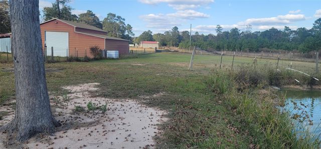 18500 Fm 2090 Road, Conroe, TX 77306