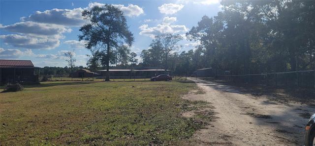 18500 Fm 2090 Road, Conroe, TX 77306