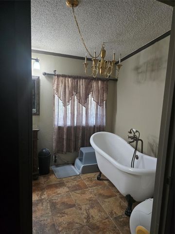 18500 Fm 2090 Road, Conroe, TX 77306