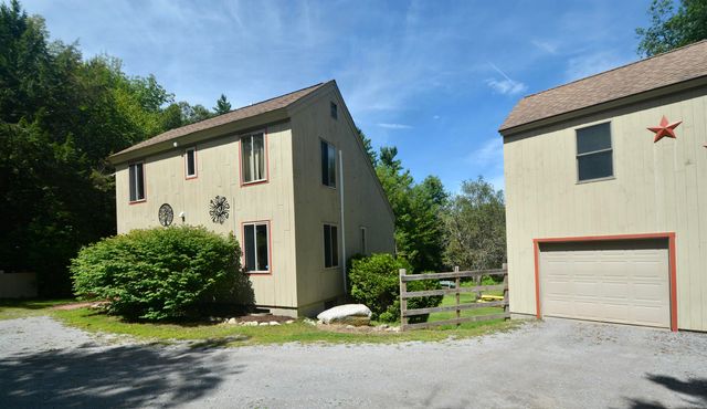 8 Old Spring Drive, Grantham, NH 03753