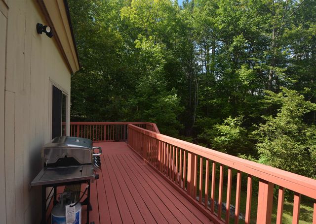 8 Old Spring Drive, Grantham, NH 03753