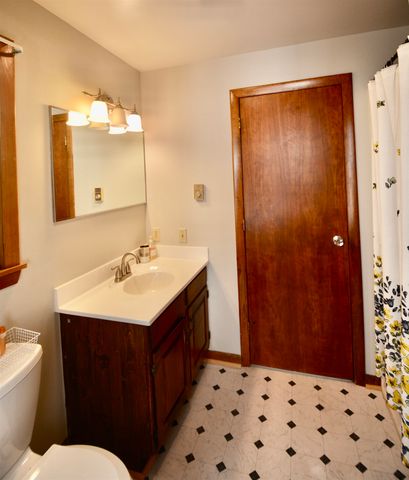 8 Old Spring Drive, Grantham, NH 03753