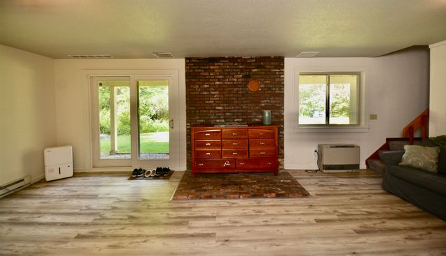 8 Old Spring Drive, Grantham, NH 03753