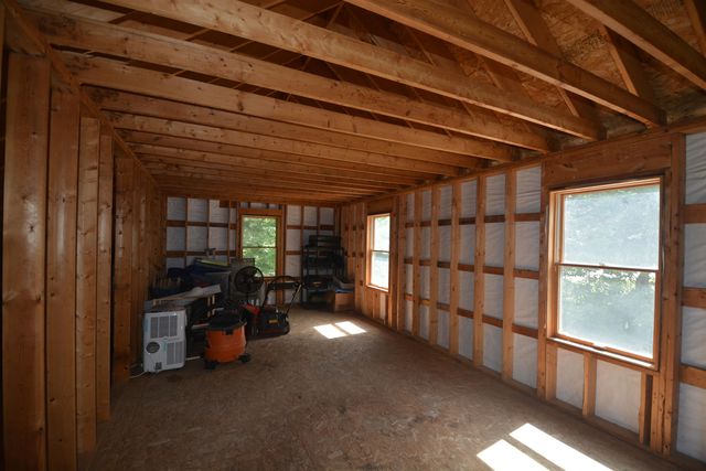 8 Old Spring Drive, Grantham, NH 03753