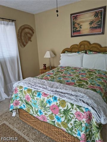 1008 Cortez AVE, Lehigh Acres, FL 33972