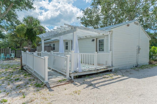 40 & 38 NE Irwin Avenue, Fort Walton Beach, FL 32548