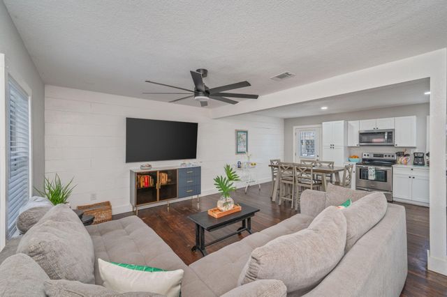 40 & 38 NE Irwin Avenue, Fort Walton Beach, FL 32548