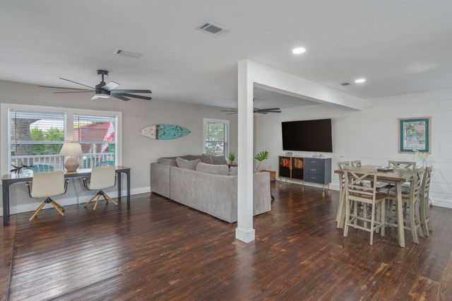 40 & 38 NE Irwin Avenue, Fort Walton Beach, FL 32548