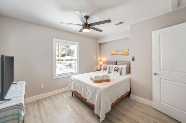 40 & 38 NE Irwin Avenue, Fort Walton Beach, FL 32548