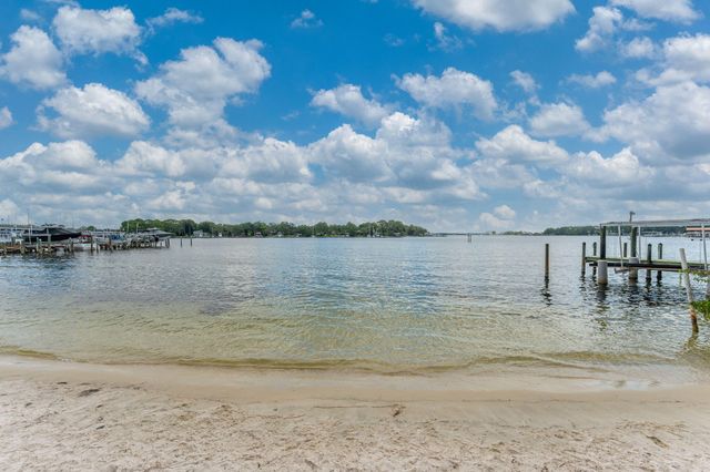 40 & 38 NE Irwin Avenue, Fort Walton Beach, FL 32548