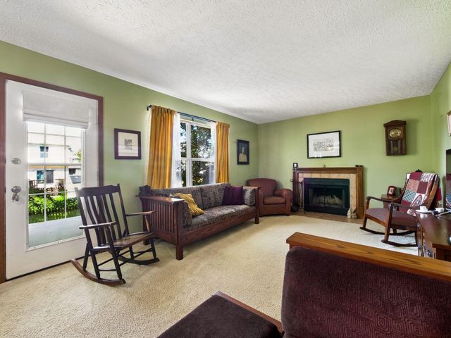 6126 Carmell Drive, Columbus, OH 43228