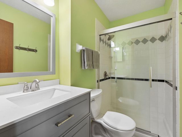 6126 Carmell Drive, Columbus, OH 43228