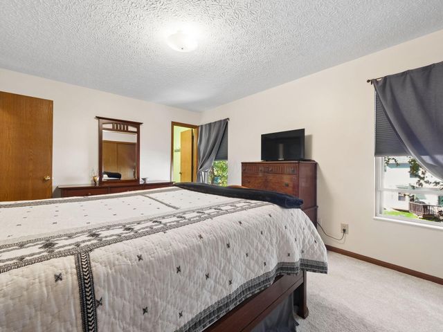 6126 Carmell Drive, Columbus, OH 43228