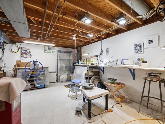 6126 Carmell Drive, Columbus, OH 43228