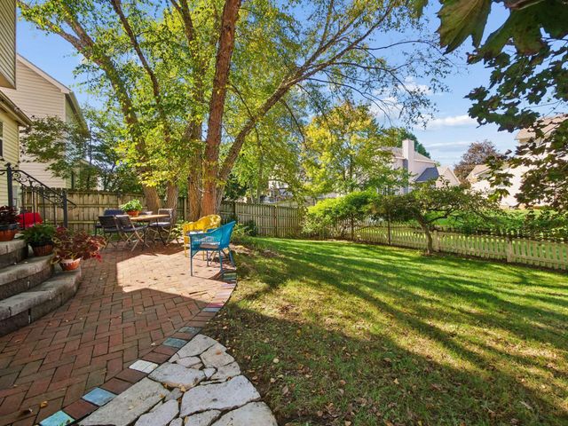 6126 Carmell Drive, Columbus, OH 43228