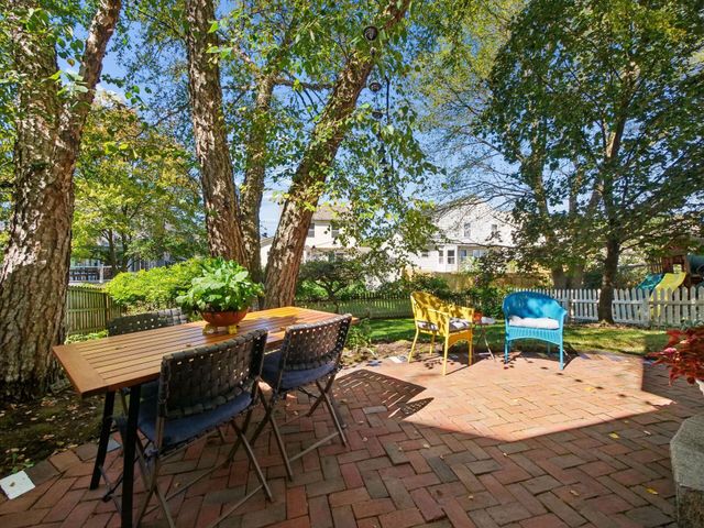 6126 Carmell Drive, Columbus, OH 43228
