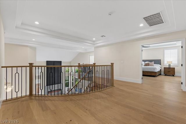 10781 Capesthorne Way, Las Vegas, NV 89135