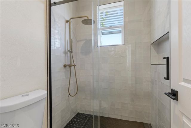 10781 Capesthorne Way, Las Vegas, NV 89135