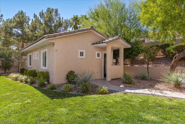 10781 Capesthorne Way, Las Vegas, NV 89135