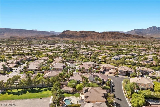 10781 Capesthorne Way, Las Vegas, NV 89135