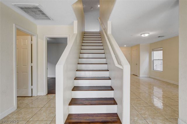 2621 Courlan Drive, North Las Vegas, NV 89084