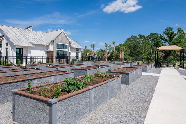 6565 BLAZING SPIRIT STREET, Wesley Chapel, FL 33545