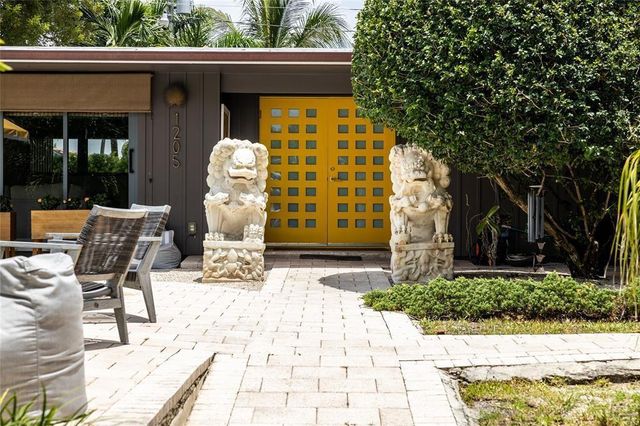 1205 Adams Street, Hollywood, FL 33019